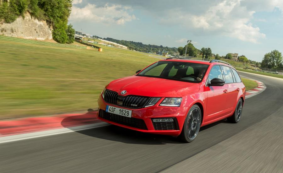  Skoda Octavia RS 245 Combi 2017 года  (WW) (фото 13 из 38)